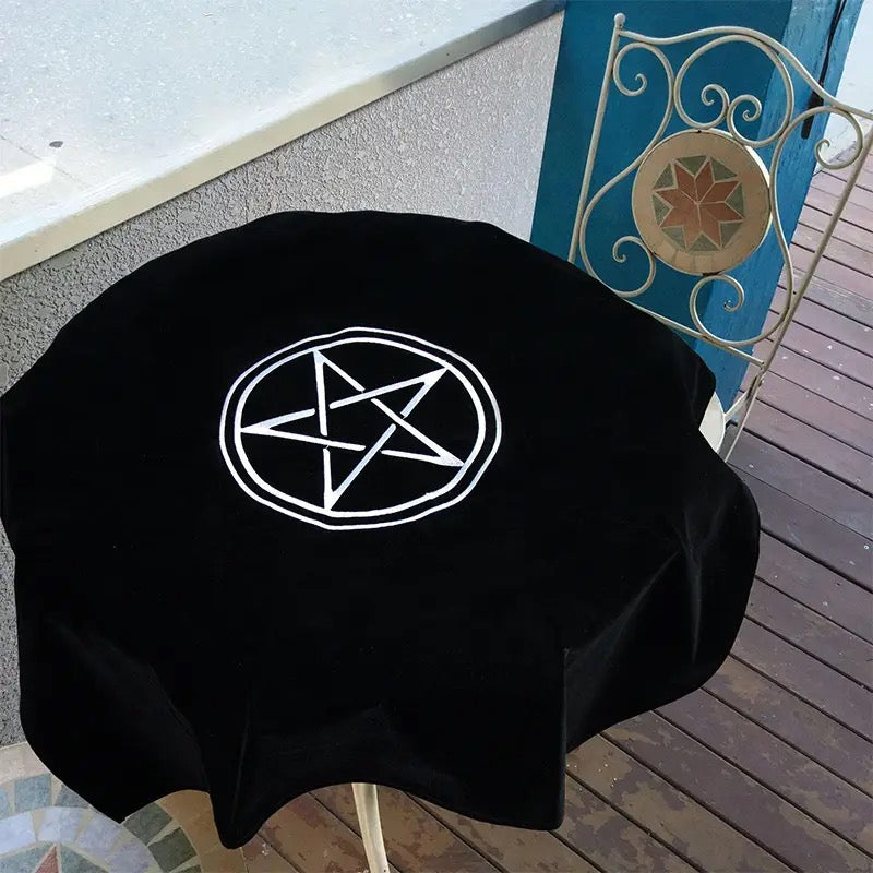Velvet Tarot Card Divination Tablecloth - Altar Cloth | Pentagam