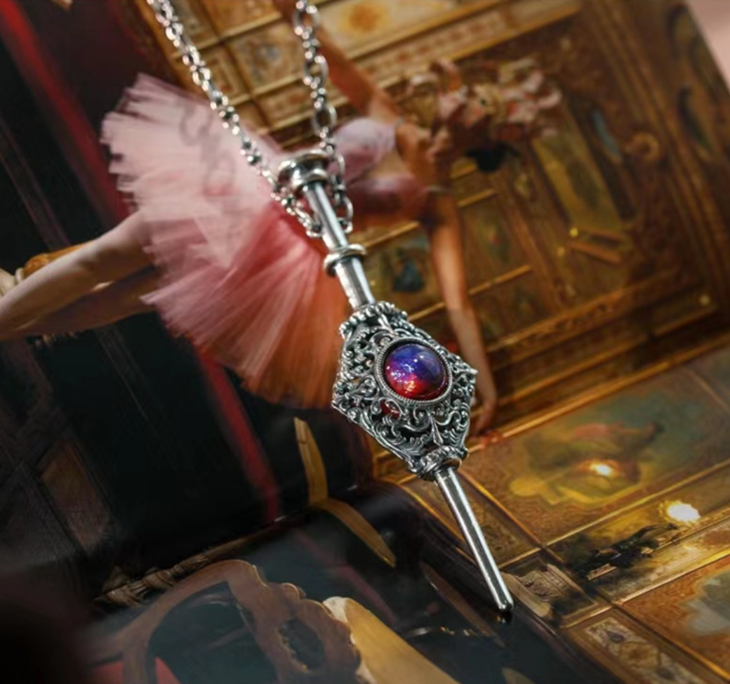 Witch's Pendant - Necklace | Ancient Magic Witchy Crystal Jewelry