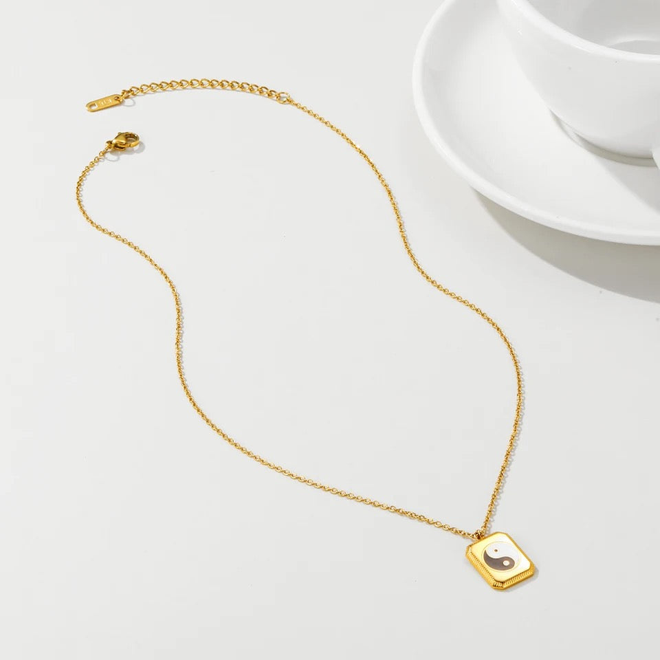14k Gold Plated Ying Yang Necklace - Pendant | Buddhist Jewelry
