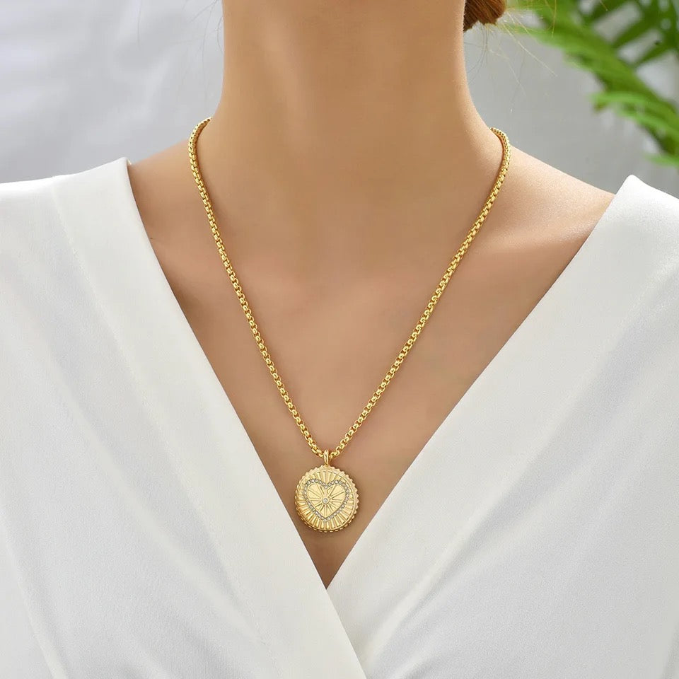 18k Gold Plated Evil Eye Hamsa Enamel Necklace | Stainless Sterling Jewelry