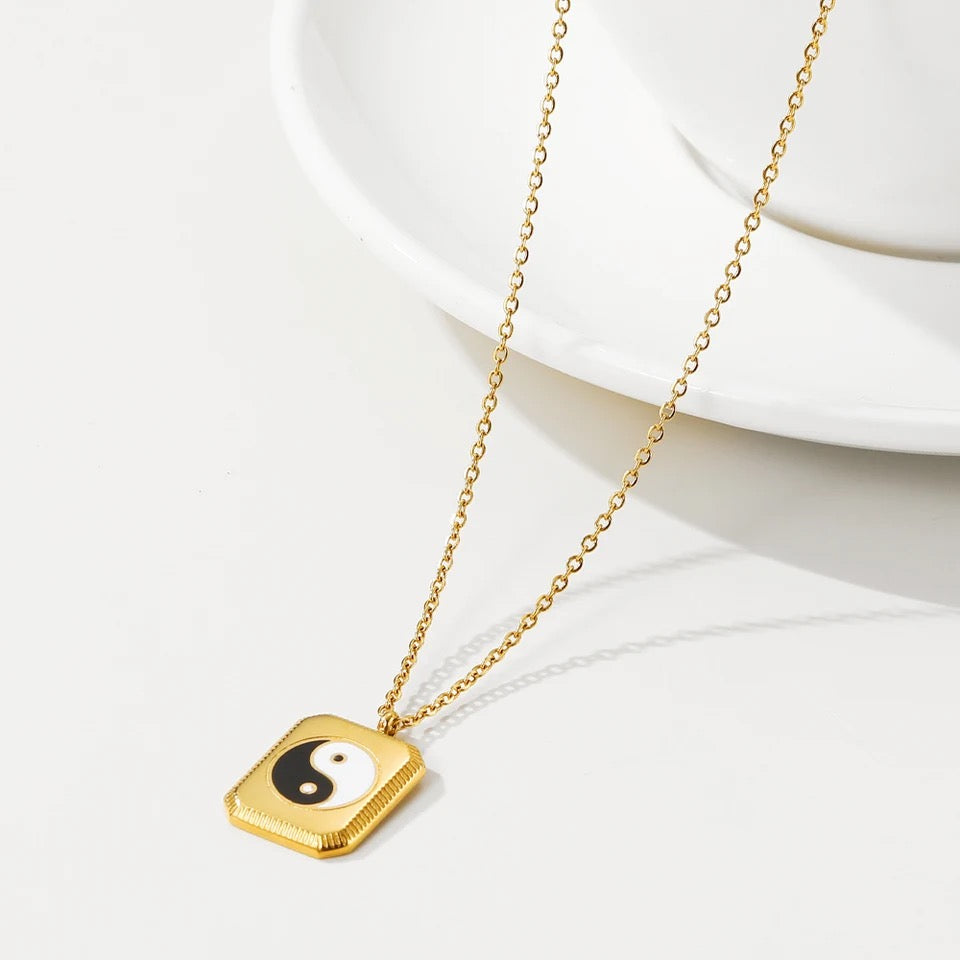 14k Gold Plated Ying Yang Necklace - Pendant | Buddhist Jewelry