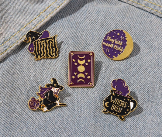 Witch Enamel Pin | Witchcraft Brooch & Tarot Cards, Moon Phase, Witches Hat