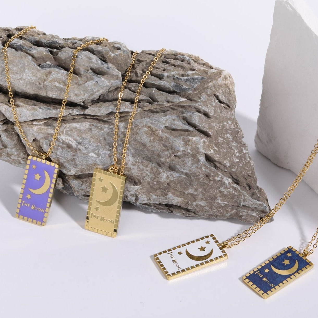 'The Moon' Tarot Card Necklace & Pendant | Major Arcana, La Luna