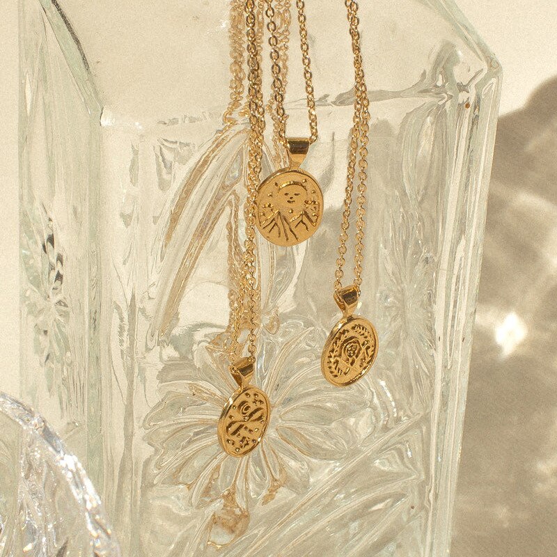 Oval Dainty Tarot Card Necklace| Major Arcana Jewelry