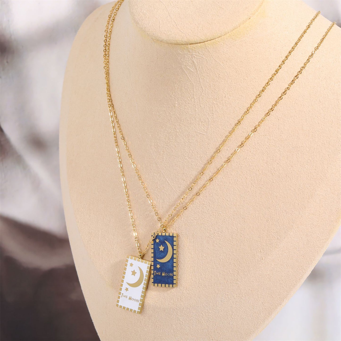 'The Moon' Tarot Card Necklace & Pendant | Major Arcana, La Luna