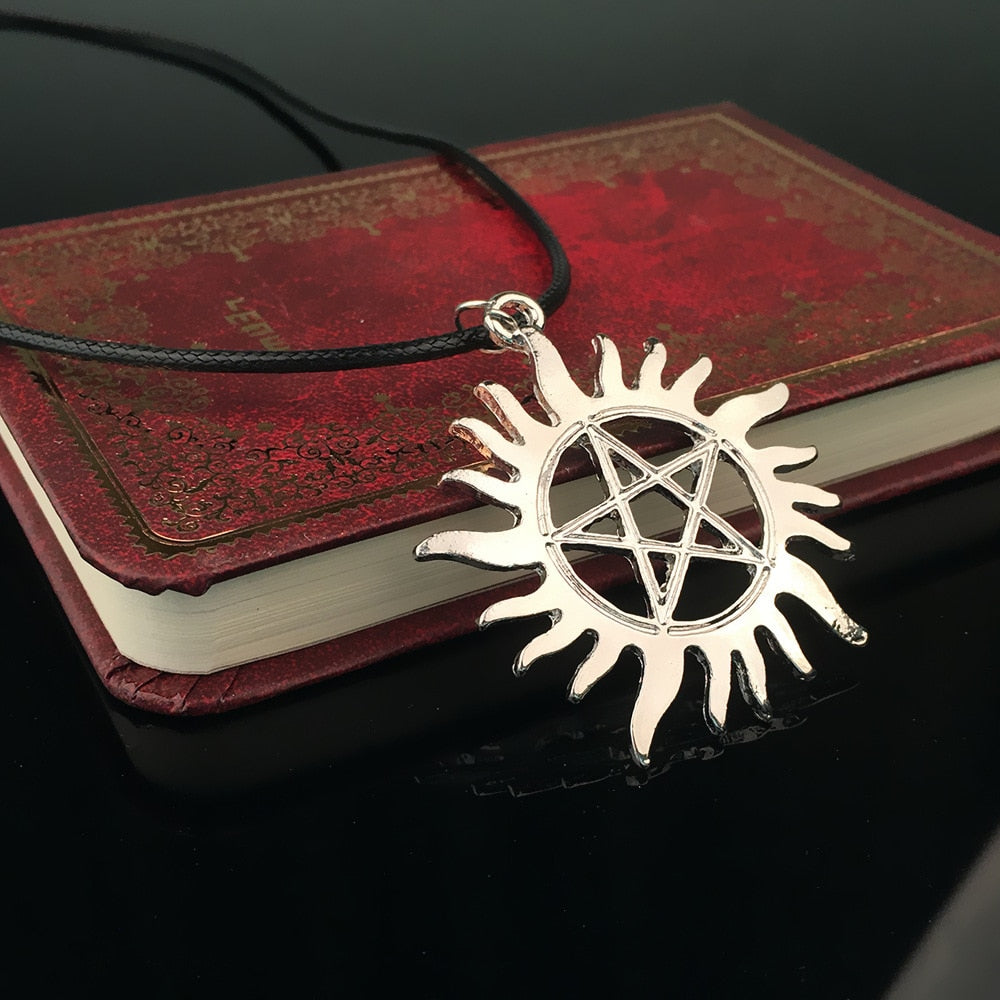 Pentagram Pendant Necklace | Wicca Jewelery